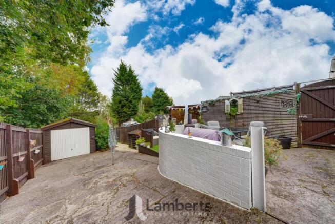 Detached Garage