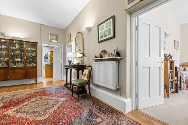 2 bed Apartment for sale Image 7