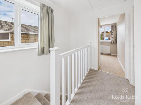 3 bed Semi-Detached for sale Image 10