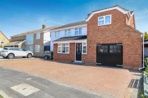 8, Birkdale Rise, Chelmsford CM3 2JT