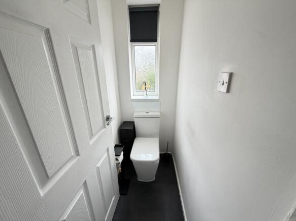 3 bed Terraced for sale Image 11