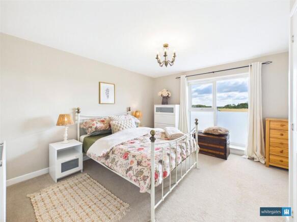 3 bed Detached for sale Image 12