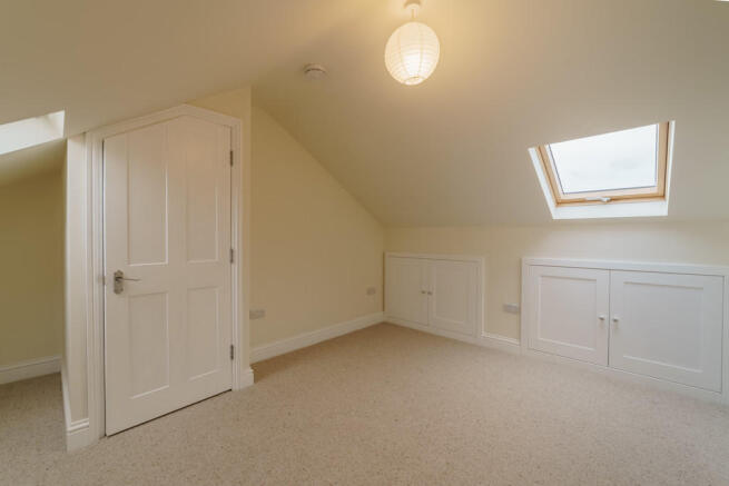Fourth Bedroom (S...