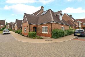 34, Hooke Court, Liphook GU30 7GF