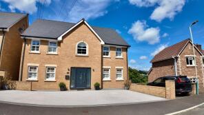 54, Plynlimon Avenue, Newport NP11 3GR