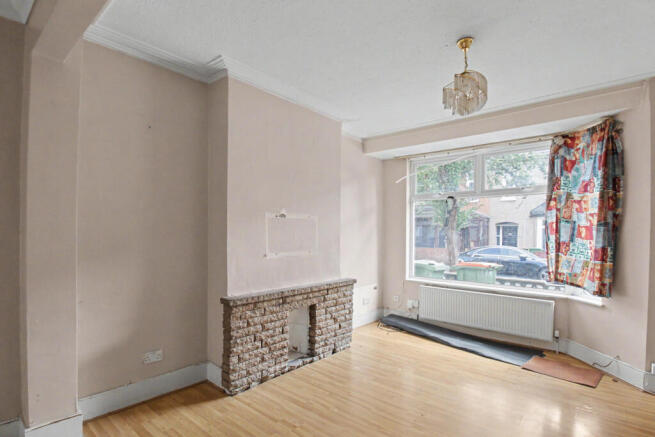 25 Stevenage Road, East Ham, London E6 2AU