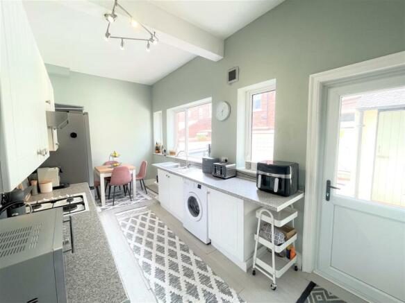 Dining Kitchen