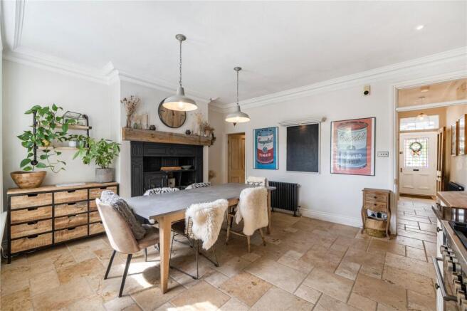 4 bed Terraced for sale Image 7