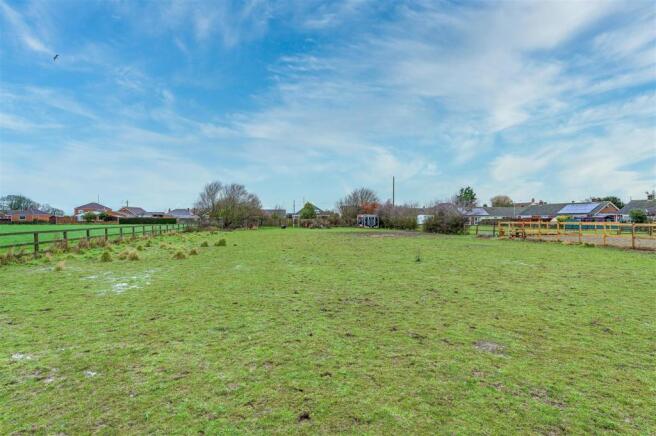 Grass Paddock to Rear