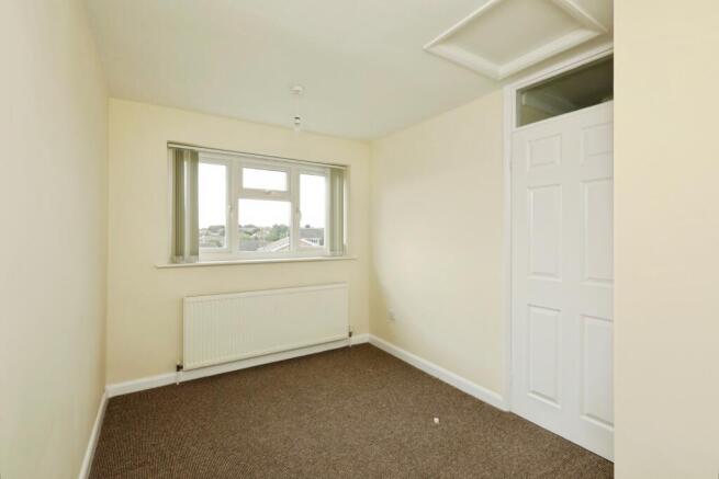 4 bed Detached for sale Image 11