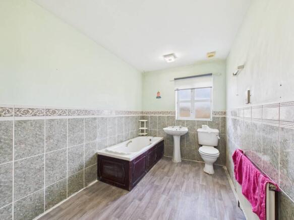 2 bed Smallholding for sale Image 8