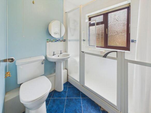 2 bed Terraced Bungalow for sale Image 6