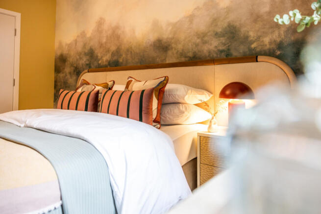 bedroom detail