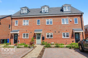 24, Hunter Road, Dunsville, Doncaster DN7 4FG