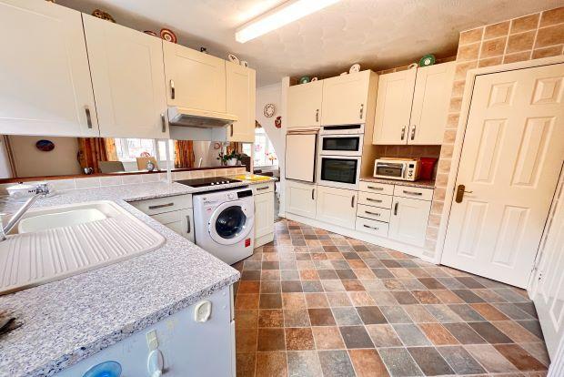 Fitted Kitchen