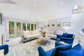 18, Friston Street, London SW6 3AT