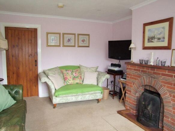 Photo 3
