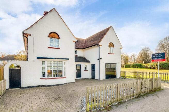 Meadow Way front.JPG