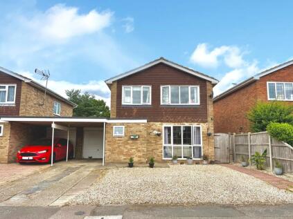 Blythwood Drive, Frimley, Camberley, Surrey, GU16