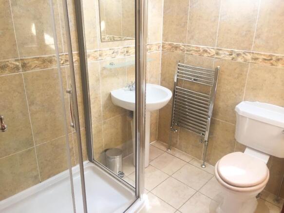 Master Ensuite
