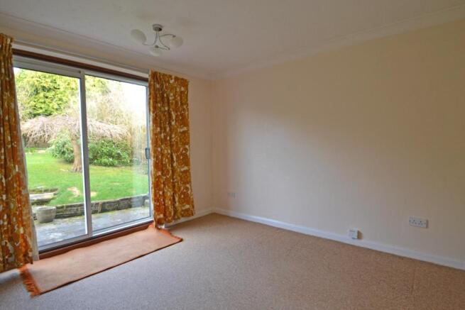 Dining room/bedroom 