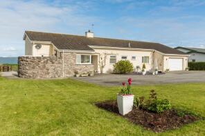 131, Penrodyn, Valley, Holyhead LL65 3BE