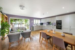 45, Vogan Close, Reigate RH2 8AT