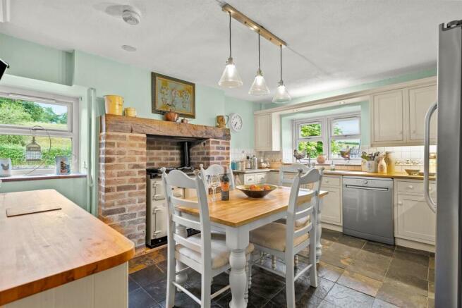 25-web-or-mls-CROFT DENE FINISHED EDITS-44.JPG