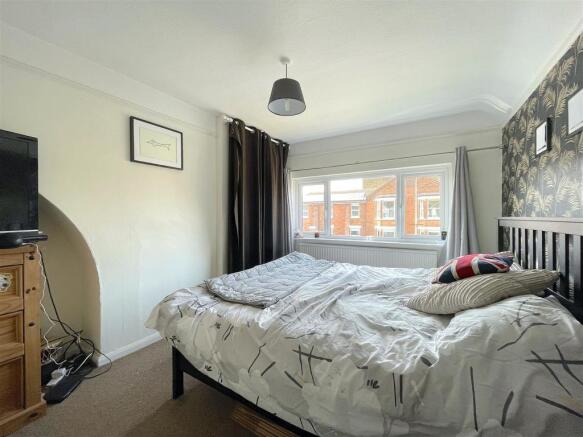 Bedroom One (1).jpeg