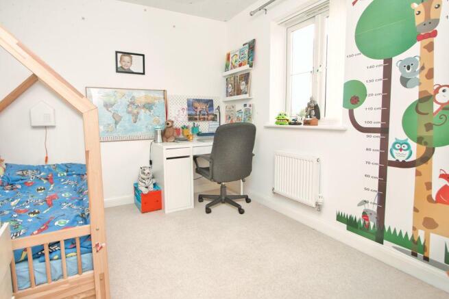Bedroom 2 (Double)