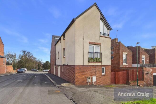 Rear / Side Exterior