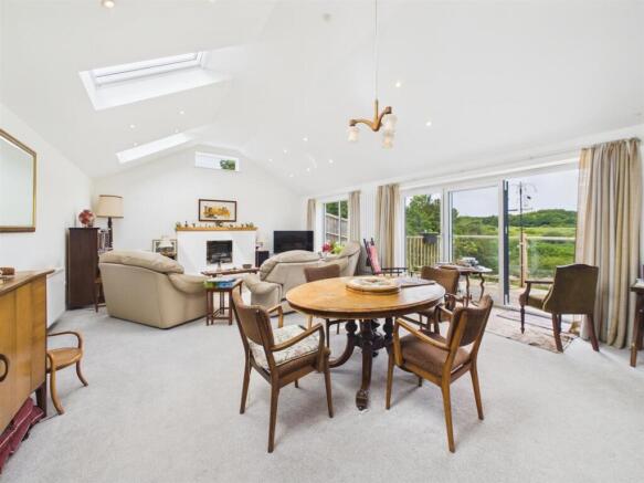 Annexe Living/Dining/Kitchen