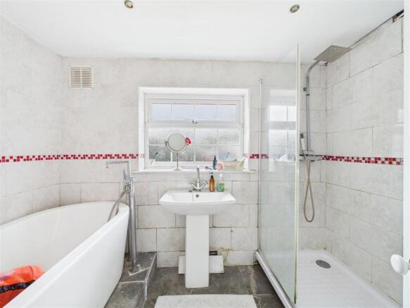 3 bed End of Terrace for sale Image 6