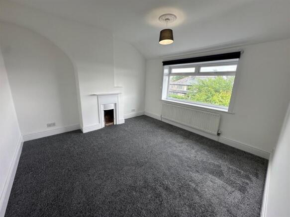 3 bed Semi-Detached to rent Image 10
