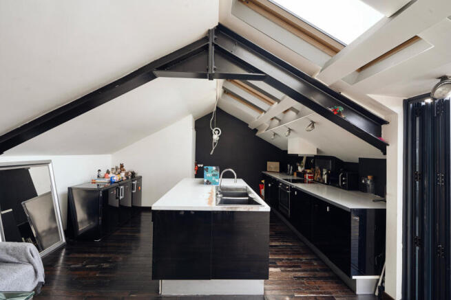 331907 - MP09245.jpg