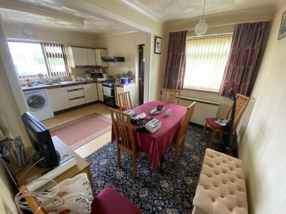 Dining/ Kitchen
