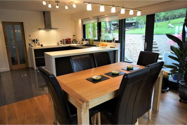 Kitchen / Diner