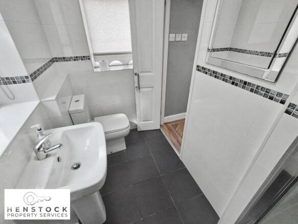 3 bed Semi-Detached to rent Image 9
