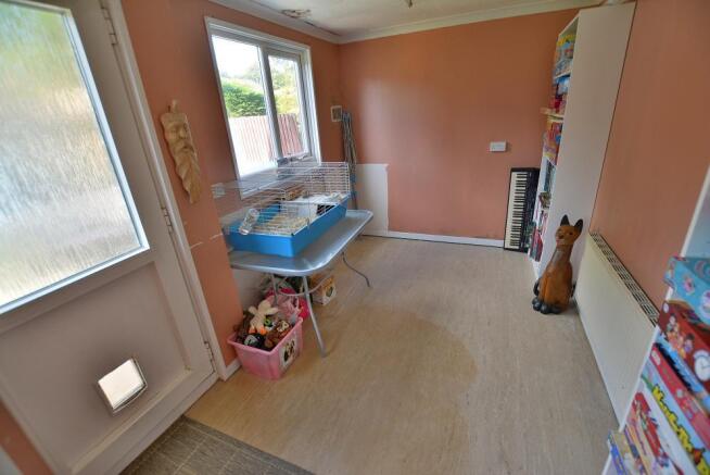Breakfast/playroom