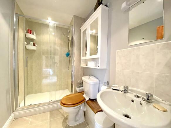 Ensuite Shower