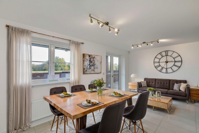 4 bed Detached for sale Image 10