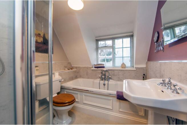 Master En-suite