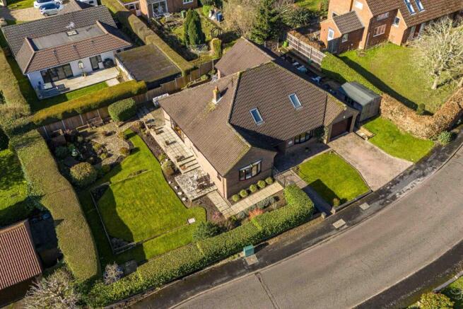 8 Mountain Ash, Marlow Bottom, SL7 3PB (LOW RES)-4