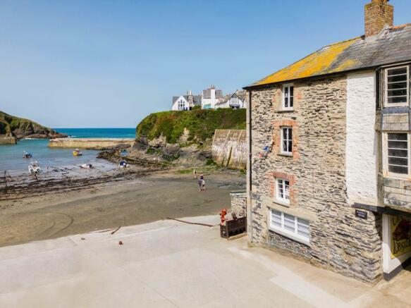 65007a256df32_Market House EXT-3edit-resized