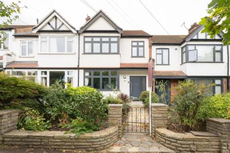 Waverley Avenue, Chingford