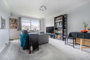 16, 66 Cedar Court, Athenaeum Road, Whetstone, London N20 9AZ