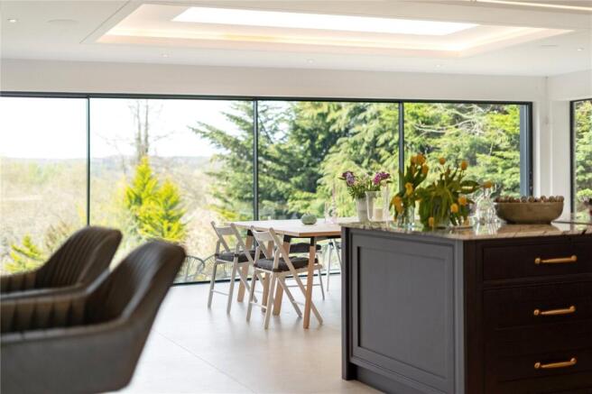 Kitchen/Dining