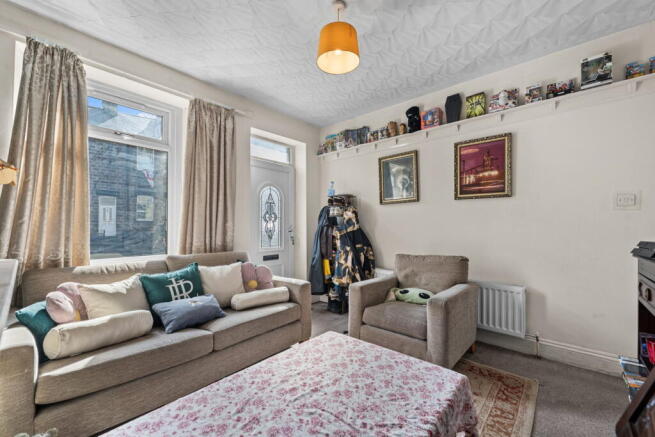3 bed Terraced for sale Image 4