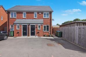 25, Dennis Davison Place, Coventry CV4 9WS