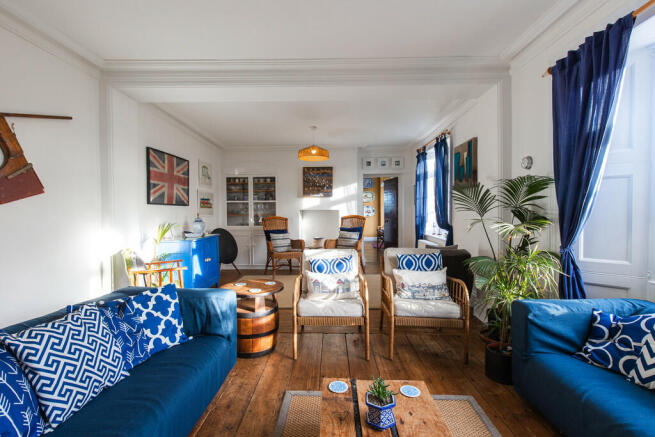 Meadow House - No...